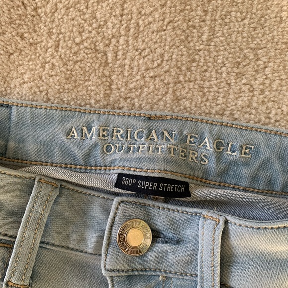 AE skinny jeans // US 0 - Picture 3 of 5